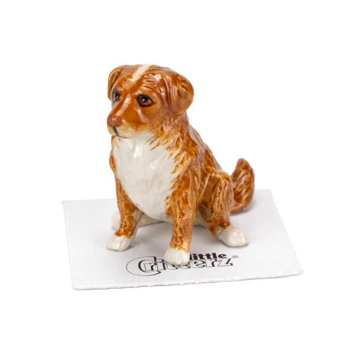 Nova Scotia Duck Tolling Retriever "Toller" - miniature porcelain figurine